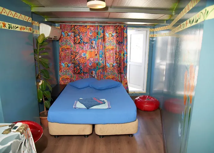 Chillout Lya Hostel & Lounge